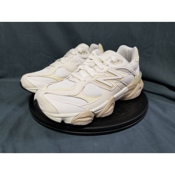 New Balance Kids 9060 Sneakers GC9060EK Linen Size 5 NEW NO BOX! - Picture 4 of 11